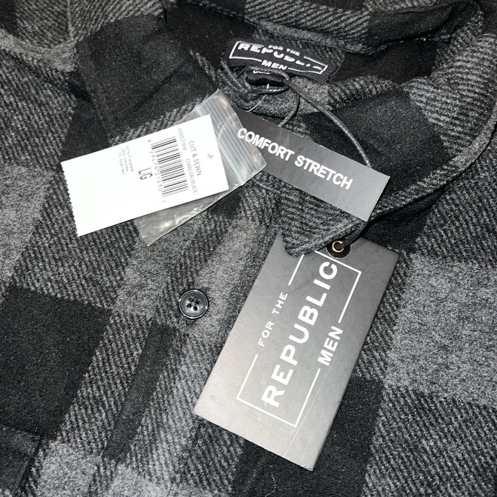 For the republic flannel. Size L. NWT. Black and grey - Picture 3 of 5
